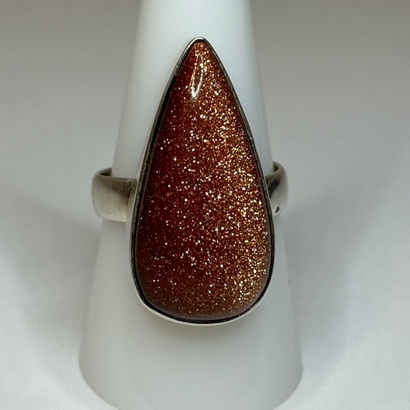 Sparkling Sandstone Gemstone Ring in 925 Silver - Picture 3 of 12